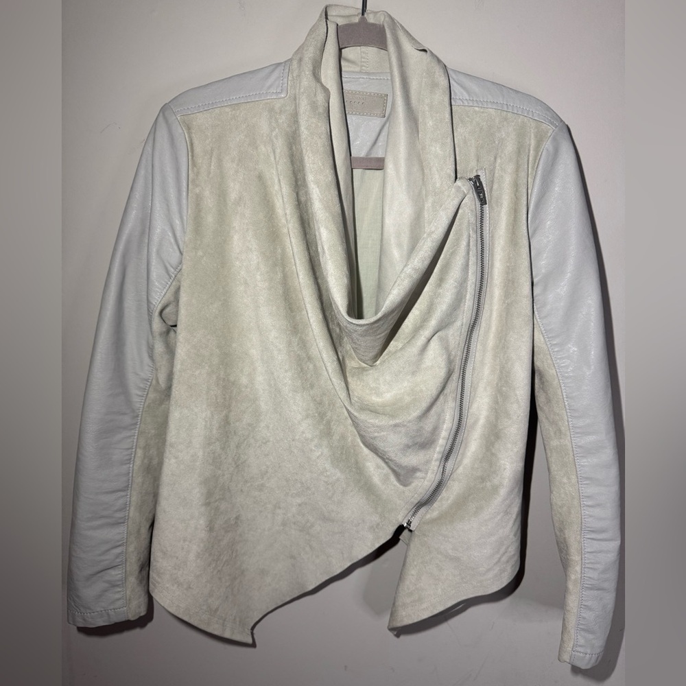 Blank NYC Faux Leather Moto Jacket, like New size Medium, cream color - Picture 2 of 9
